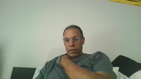 swimmerbod2495 online show from 04/08/26, 08:20