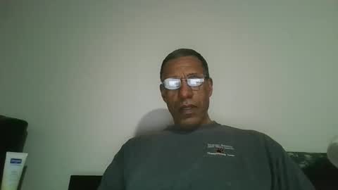 swimmerbod2495 online show from 04/10/26, 05:56