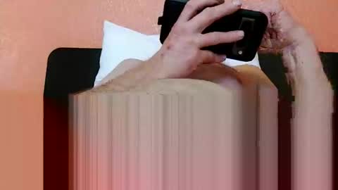 Snapshot of swollpole2112 chatting on 12/16/25, 07:13 swollpole2112 online show from 12/16/25, 07:13