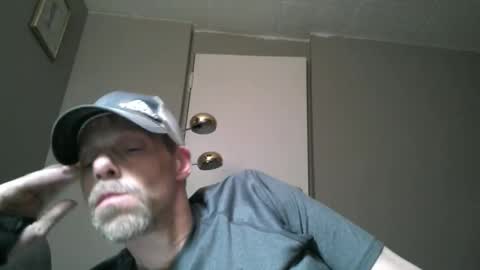 Snapshot of swontguy2025 chatting on 02/26/25, 06:15 swontguy2025 online show from 02/26/25, 06:15