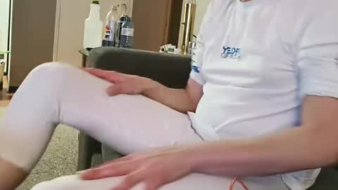 Snapshot of swontguy2025 chatting on 03/10/25, 07:42 swontguy2025 online show from 03/10/25, 07:42