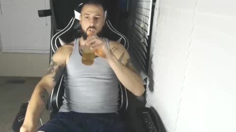 swoozy_ online show from 10/21/25, 01:39