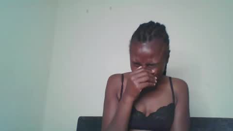 Snapshot of swtebony1 chatting on 01/12/26, 10:15 ALICIA online show from 01/12/26, 10:15