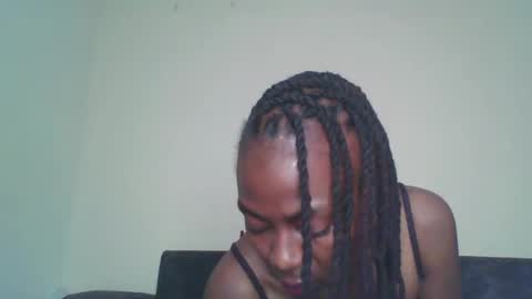 Snapshot of swtebony1 chatting on 02/02/26, 10:30 ALICIA online show from 02/02/26, 10:30