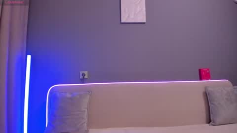 Ana online show from 11/10/25, 01:26