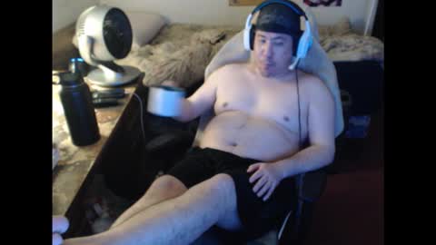 Snapshot of sxykoreandick chatting on 11/12/25, 06:30 Rick Hard online show from 11/12/25, 06:30