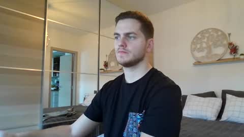 syl092 online show from 01/06/25, 09:41