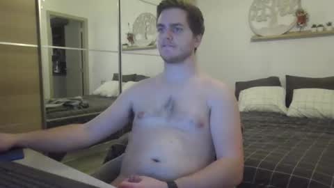 syl092 online show from 03/10/25, 06:23