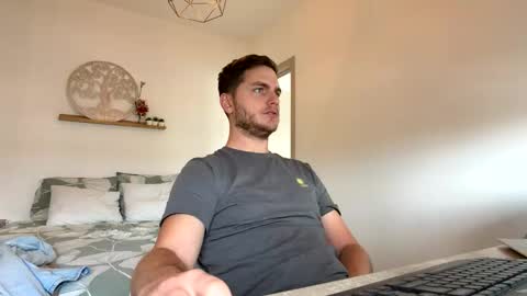 syl092 online show from 03/12/26, 12:44