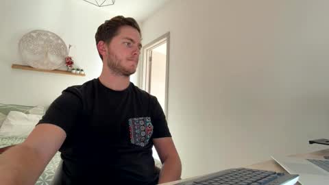 syl092 online show from 04/08/26, 03:34