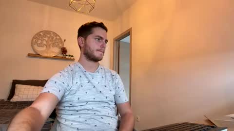 syl092 online show from 04/17/26, 06:11