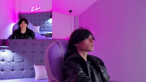 sylasfrost online show from 11/23/25, 07:46