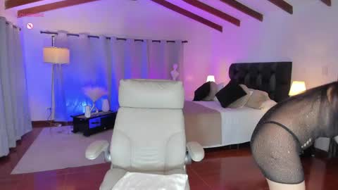 sylvana online show from 04/23/26, 04:14