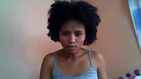 Snapshot of sylvaniah01 chatting on 06/17/26, 01:01 sylvaniah01 online show from 06/17/26, 01:01