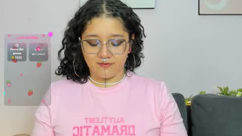 Snapshot of sylvara_bx chatting on 07/03/26, 12:00 online show from 07/03/26, 12:00