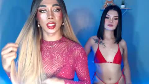 Snapshot of sylviafoxxx chatting on 05/21/26, 02:51 sylviafoxxx online show from 05/21/26, 02:51