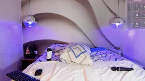 Snapshot of sylvialeos chatting on 01/16/25, 02:41 Sylvia Leos online show from 01/16/25, 02:41