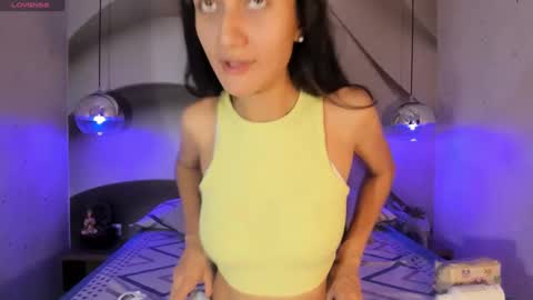 Snapshot of sylvialeos chatting on 01/25/25, 11:44 Sylvia Leos online show from 01/25/25, 11:44