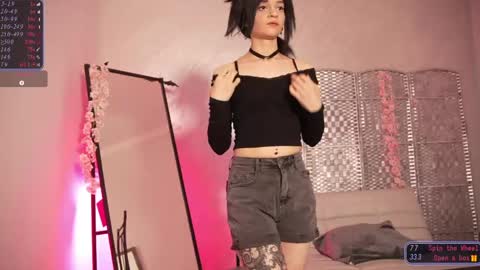 Sylvie online show from 05/04/26, 02:07