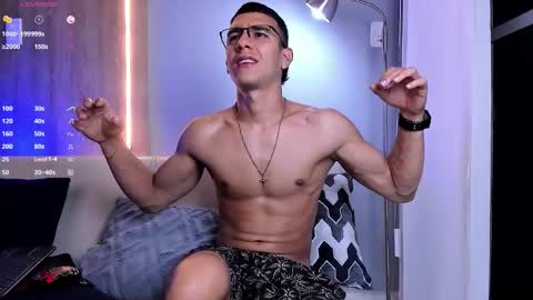 Snapshot of symonprince chatting on 11/28/25, 03:20 420 Forever online show from 11/28/25, 03:20