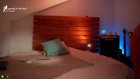 Lily online show from 11/23/25, 10:20