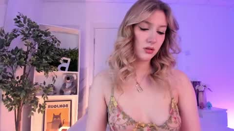 Ellie online show from 04/13/26, 06:30