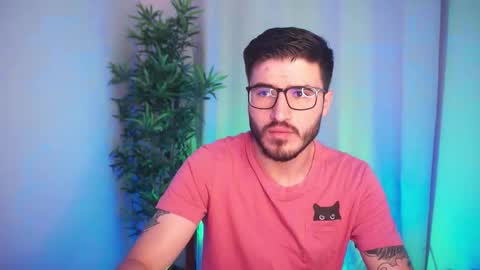 t0ny_wylie online show from 11/06/25, 09:43