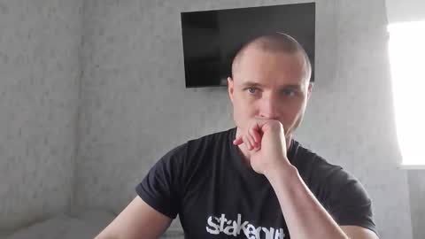 Den online show from 04/22/26, 07:22