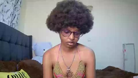 Snapshot of t_okyo chatting on 12/06/24, 06:37 TOKYO online show from 12/06/24, 06:37