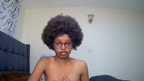 Snapshot of t_okyo chatting on 12/15/24, 07:35 TOKYO online show from 12/15/24, 07:35