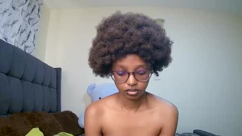 Snapshot of t_okyo chatting on 12/24/24, 07:49 TOKYO online show from 12/24/24, 07:49