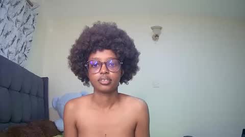 Snapshot of t_okyo chatting on 12/27/24, 11:50 TOKYO online show from 12/27/24, 11:50