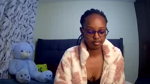 Snapshot of t_okyo chatting on 02/07/25, 08:55 TOKYO online show from 02/07/25, 08:55