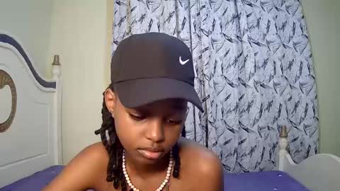 Snapshot of t_okyo chatting on 03/02/25, 11:29 TOKYO online show from 03/02/25, 11:29