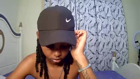 Snapshot of t_okyo chatting on 03/03/25, 05:42 TOKYO online show from 03/03/25, 05:42