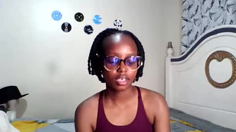 Snapshot of t_okyo chatting on 10/03/25, 07:49 TOKYO online show from 10/03/25, 07:49