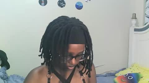 Snapshot of t_okyo chatting on 10/20/25, 06:19 TOKYO online show from 10/20/25, 06:19