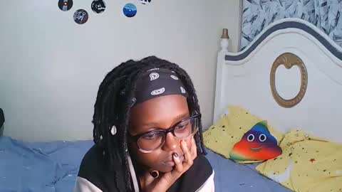 Snapshot of t_okyo chatting on 11/13/25, 03:16 TOKYO online show from 11/13/25, 03:16