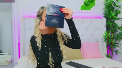 Snapshot of taahiraarabian chatting on 01/06/25, 01:19 Arianna online show from 01/06/25, 01:19