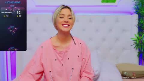 Snapshot of taahiraarabian chatting on 01/13/25, 07:53 Arianna online show from 01/13/25, 07:53