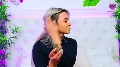 Snapshot of taahiraarabian chatting on 10/07/25, 02:47 Arianna online show from 10/07/25, 02:47