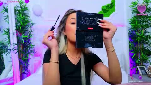 Snapshot of taahiraarabian chatting on 10/30/25, 01:45 Arianna online show from 10/30/25, 01:45