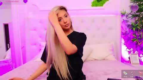 Arianna online show from 04/21/26, 02:34