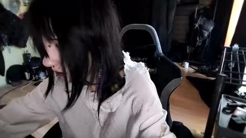 Snapshot of tabethashempert chatting on 02/18/26, 11:06 Lina online show from 02/18/26, 11:06