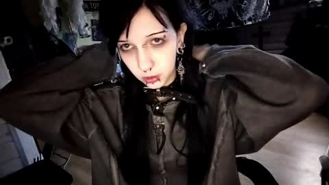 Lina online show from 04/05/26, 04:59