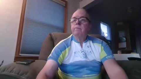 tacrunner66_ online show from 02/12/25, 01:30