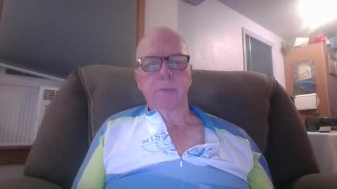 tacrunner66_ online show from 09/27/25, 05:12