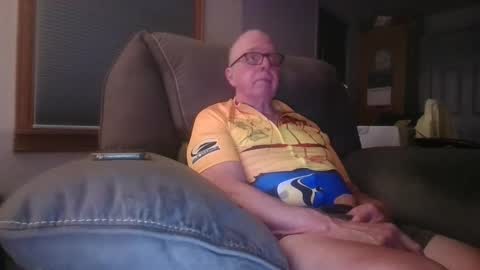 tacrunner66_ online show from 09/30/25, 02:27