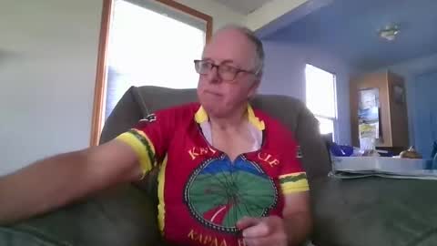 tacrunner66_ online show from 04/29/26, 08:48