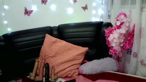   3 online show from 04/03/26, 08:56